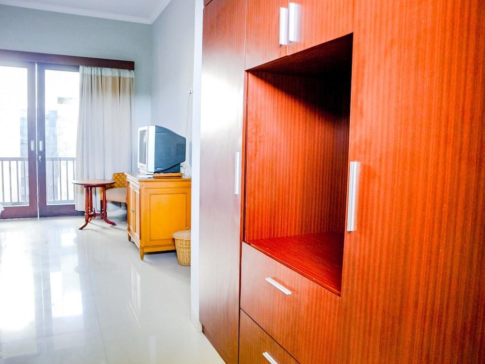 ยู ทูบ โฮเต็ล แอนด์ สปา Hotel อูลูวาตู ภายนอก รูปภาพ