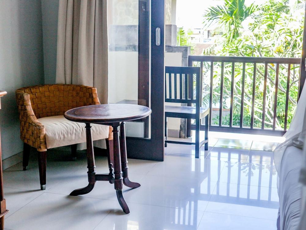 ยู ทูบ โฮเต็ล แอนด์ สปา Hotel อูลูวาตู ภายนอก รูปภาพ